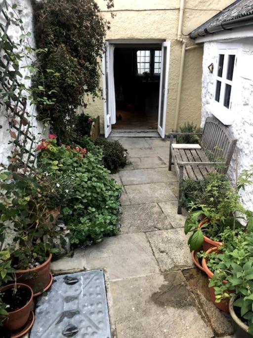 Lyme Clifftop Hideaway Lyme Regis Exterior photo